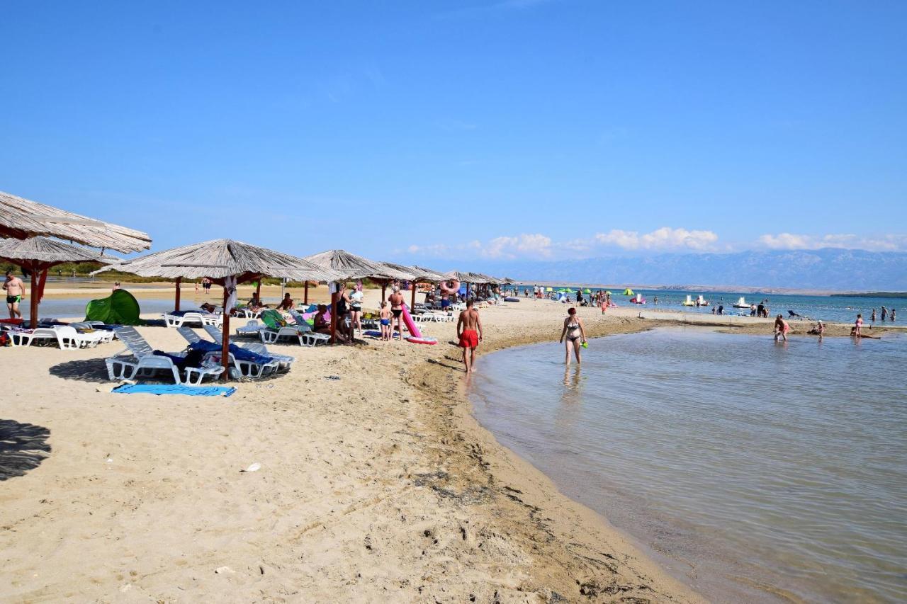 Apartments Mira Привлака Екстериор снимка